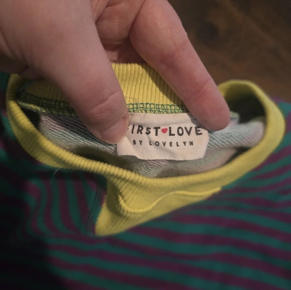 First Love | Striped Sweatshirt 3XL